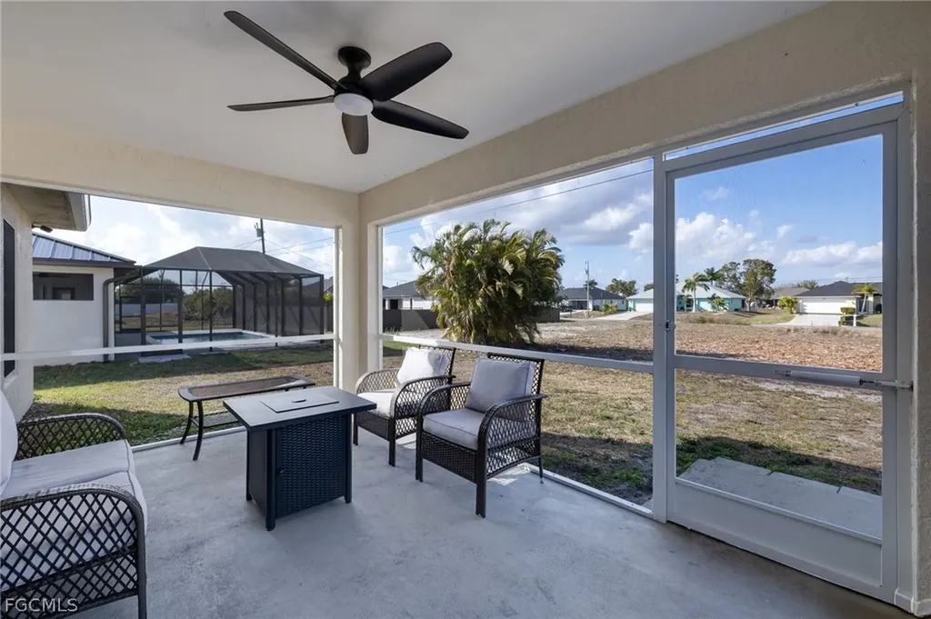 1707 SW 3rd Street Cape Coral FL 33991