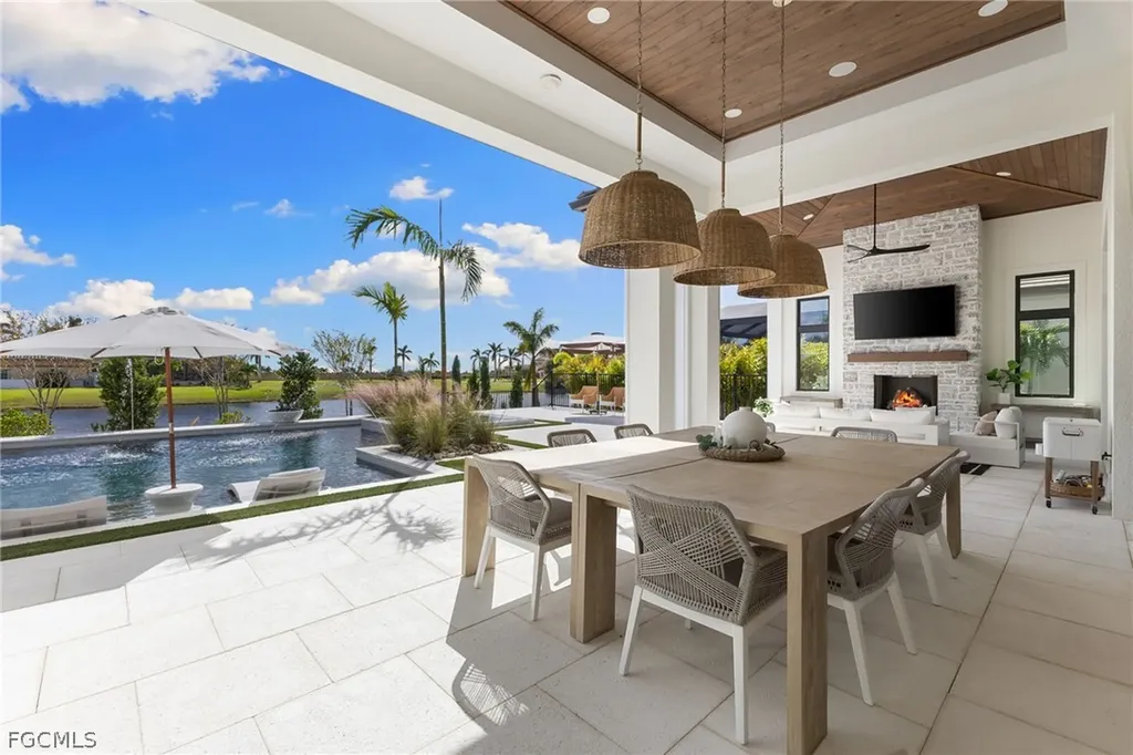 898 W Cape Estates Circle Cape Coral FL 33993