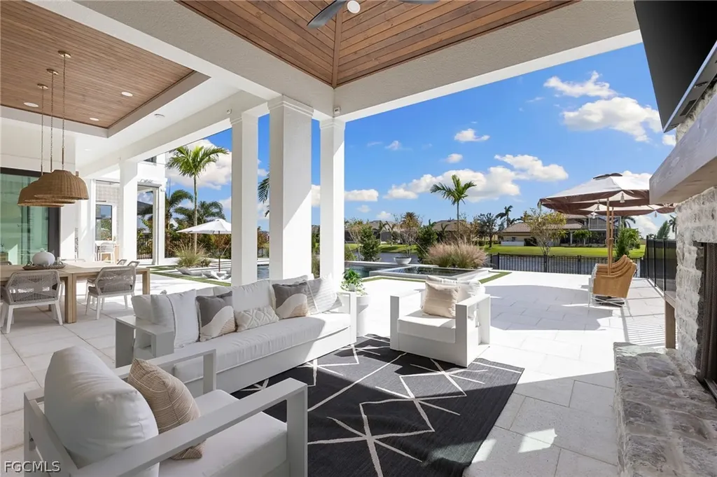 898 W Cape Estates Circle Cape Coral FL 33993