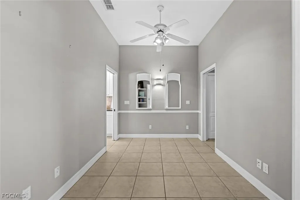 410 SE 20th Court Cape Coral FL 33990