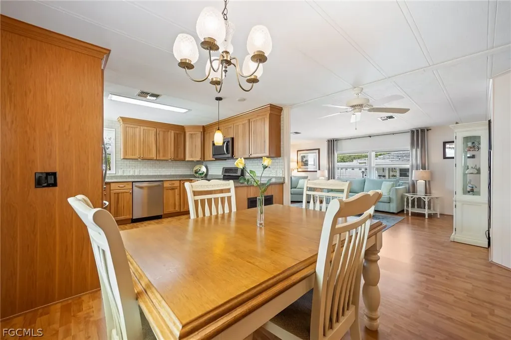 447 Snead Drive North Fort Myers FL 33903