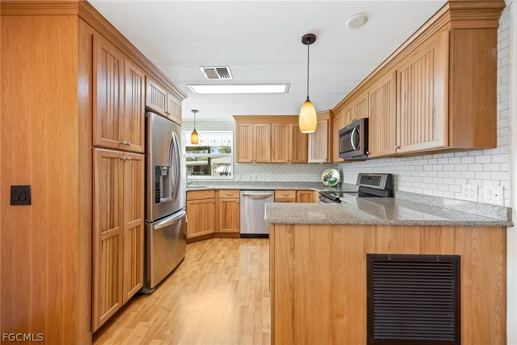 447 Snead Drive North Fort Myers FL 33903