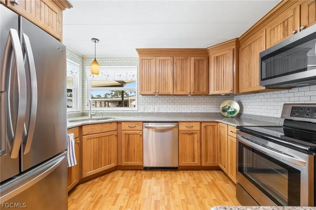 447 Snead Drive North Fort Myers FL 33903