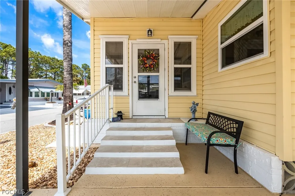 447 Snead Drive North Fort Myers FL 33903