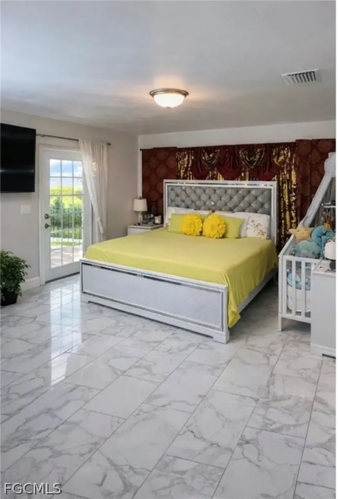 1908 NE 2nd Place Cape Coral FL 33909