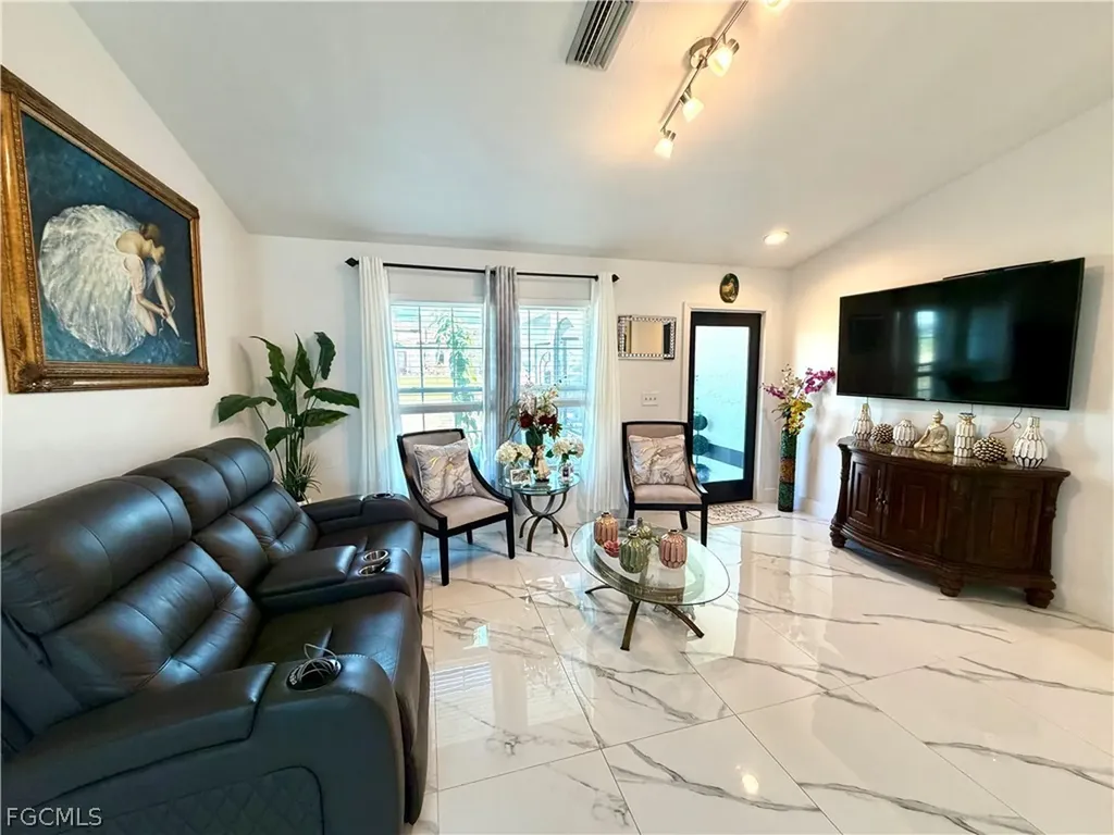 500 NW 20th Avenue Cape Coral FL 33993