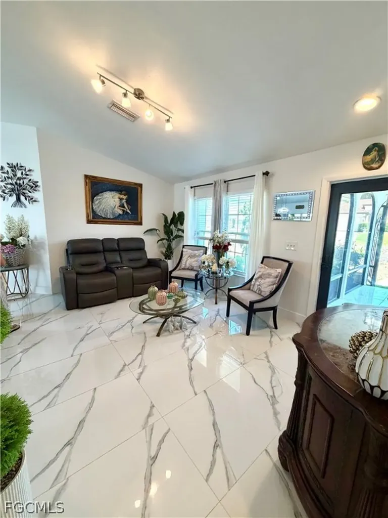 500 NW 20th Avenue Cape Coral FL 33993