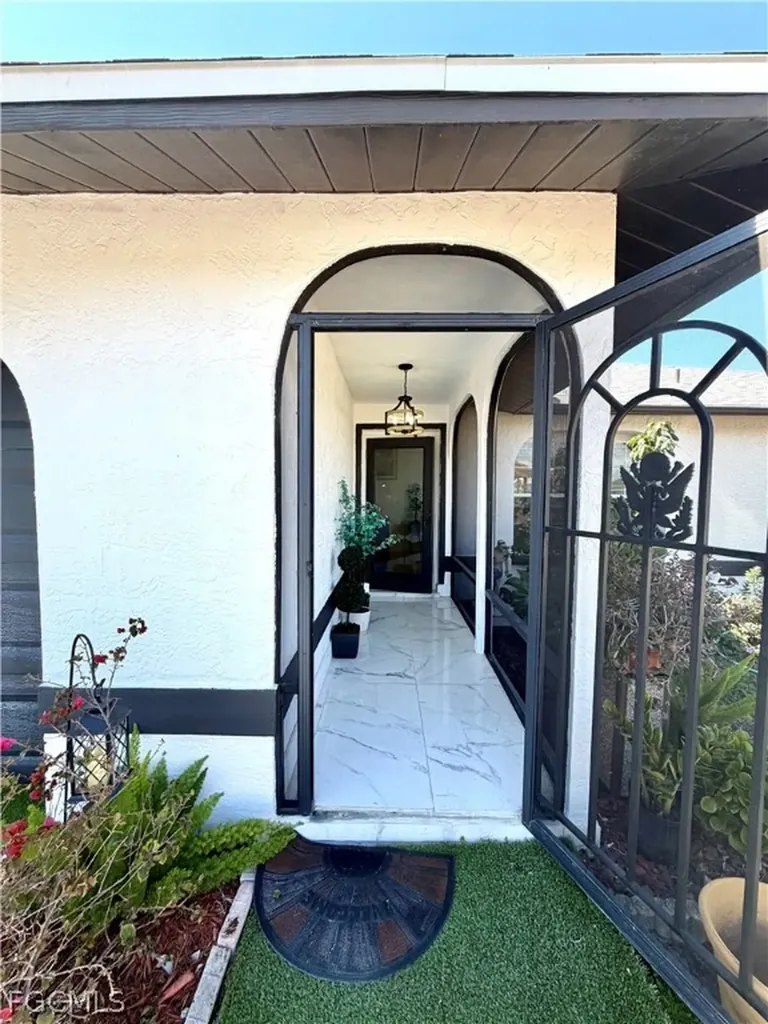 500 NW 20th Avenue Cape Coral FL 33993