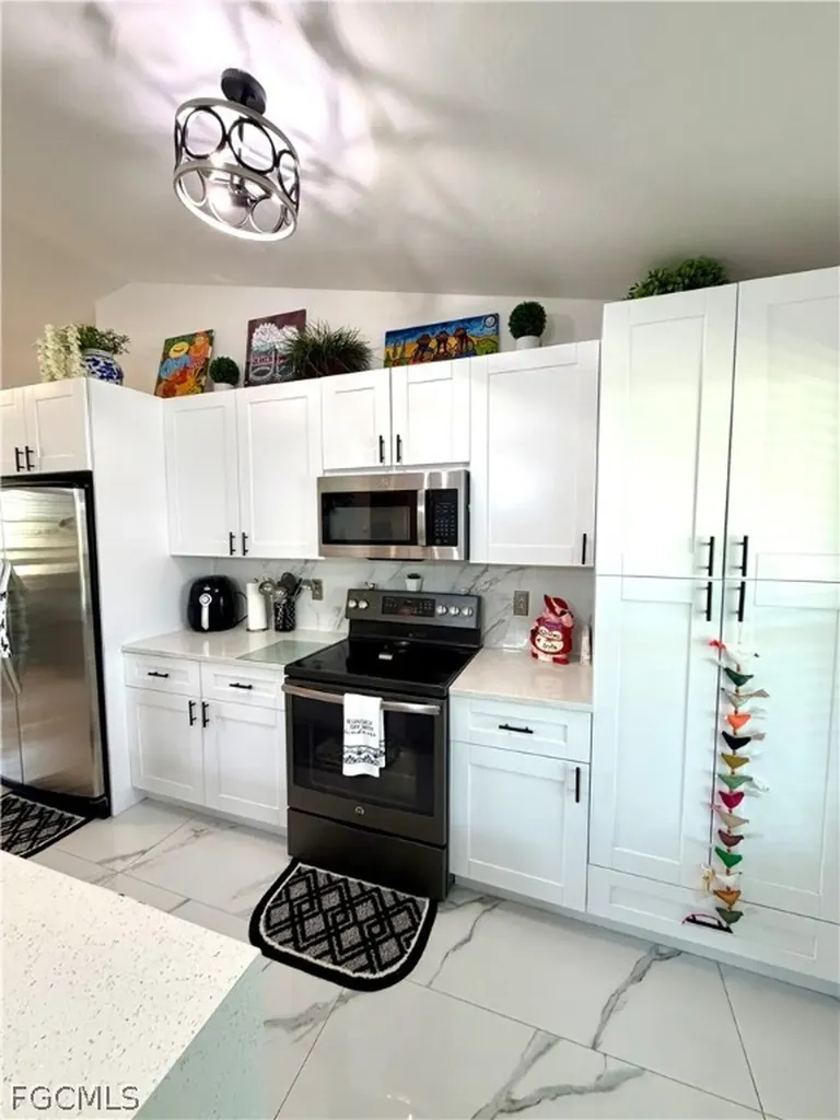 500 NW 20th Avenue Cape Coral FL 33993