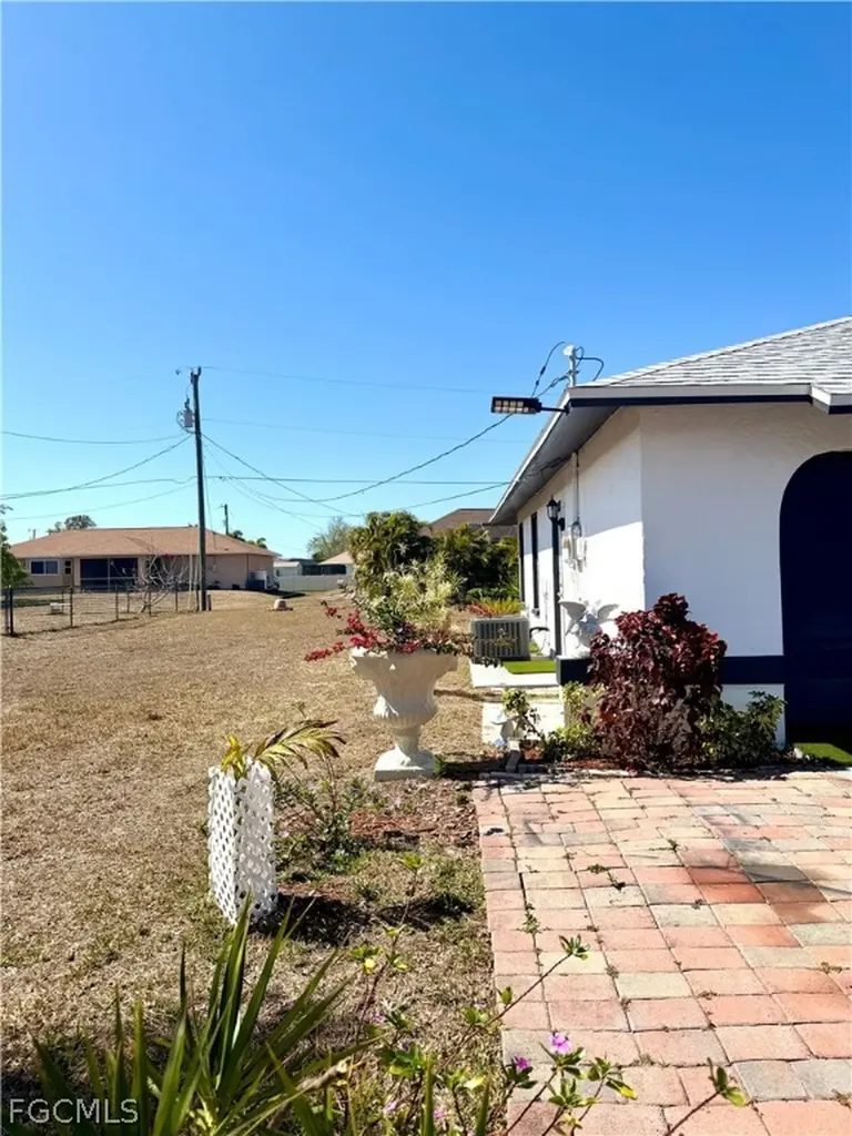500 NW 20th Avenue Cape Coral FL 33993