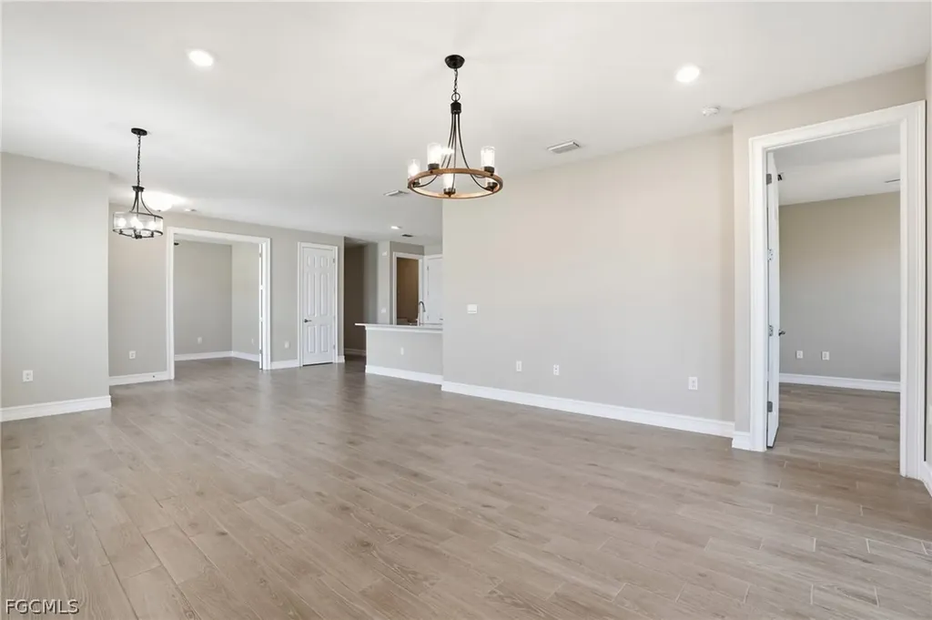 1193 Enbrook Loop Naples FL 34114