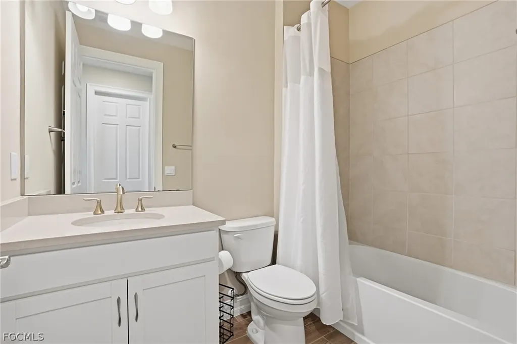 1193 Enbrook Loop Naples FL 34114