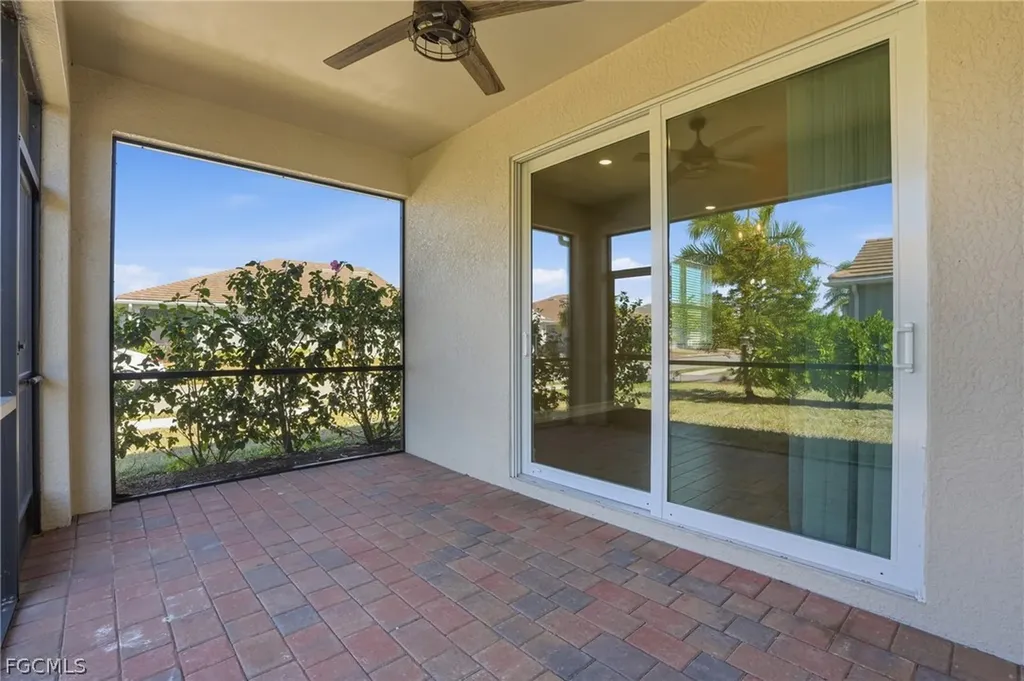 1193 Enbrook Loop Naples FL 34114