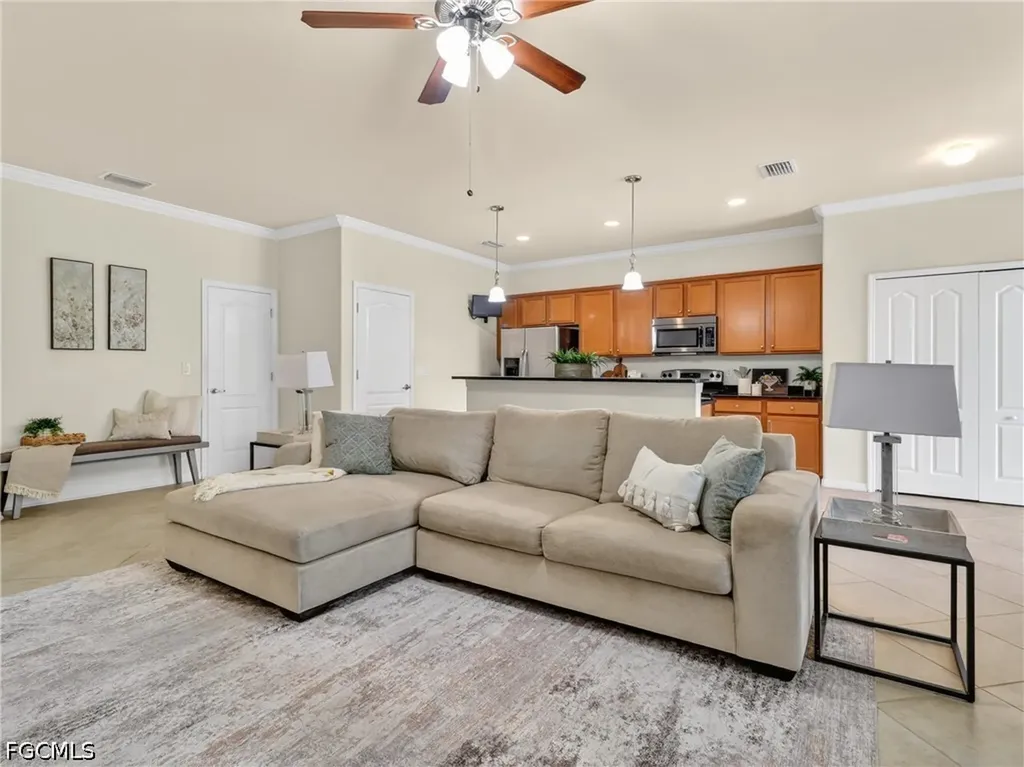 2740 Via Piazza Loop Fort Myers FL 33905