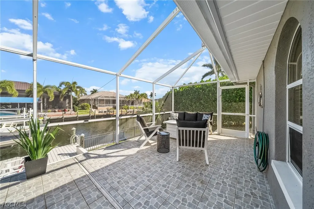 1413 SW 43rd Terrace Cape Coral FL 33914