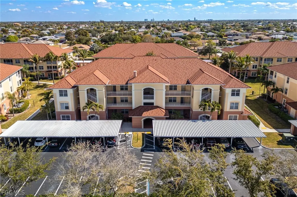 1105 Van Loon Commons Circle Cape Coral FL 33909