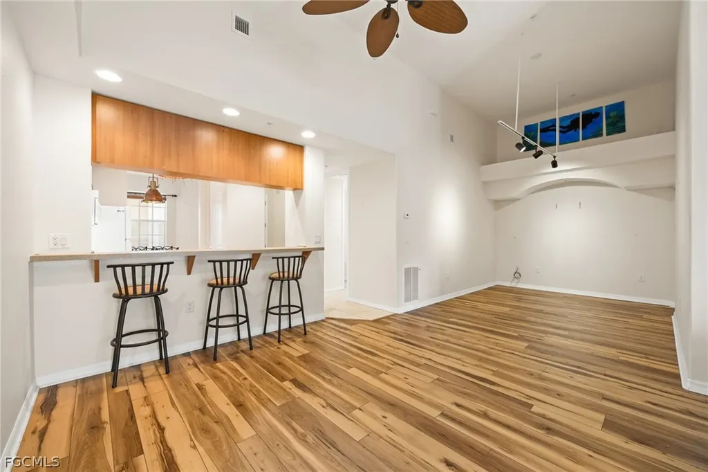 1105 Van Loon Commons Circle Cape Coral FL 33909
