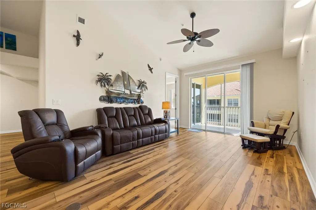 1105 Van Loon Commons Circle Cape Coral FL 33909