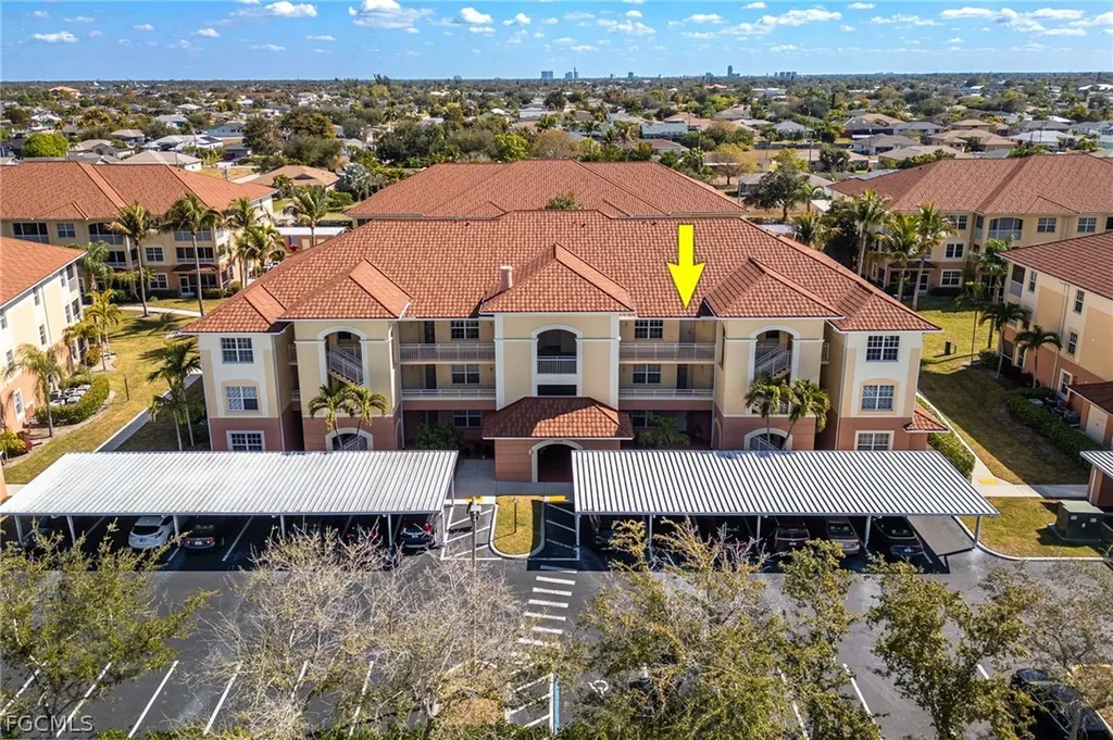 1105 Van Loon Commons Circle Cape Coral FL 33909