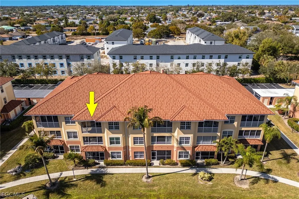 1105 Van Loon Commons Circle Cape Coral FL 33909