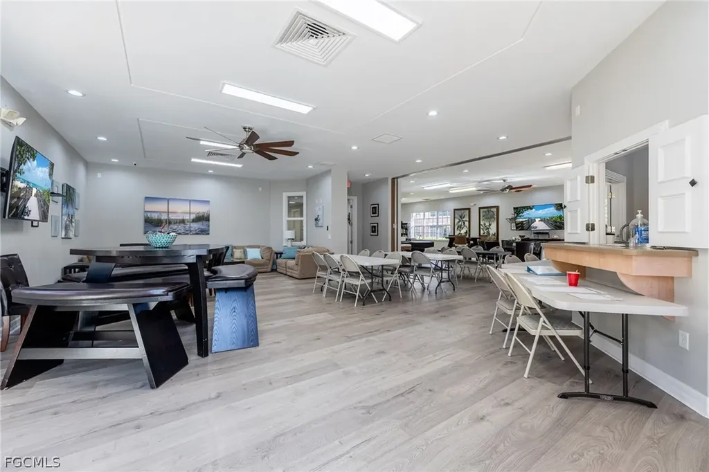 1105 Van Loon Commons Circle Cape Coral FL 33909
