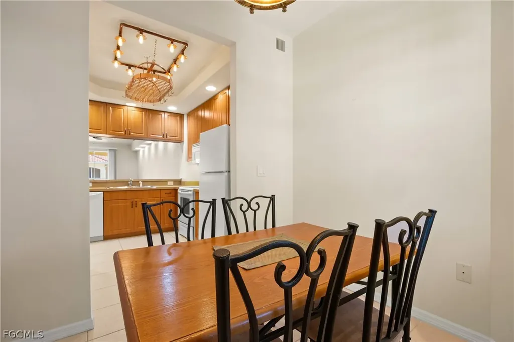 1105 Van Loon Commons Circle Cape Coral FL 33909