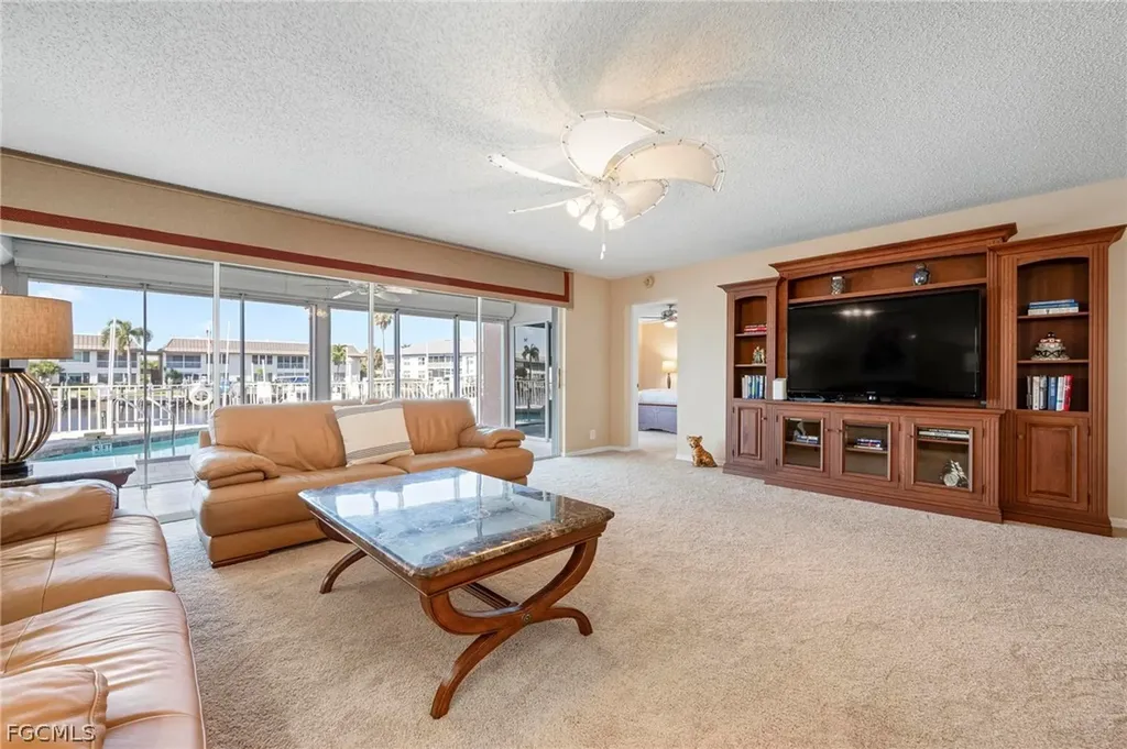 4206 SE 20th Place Cape Coral FL 33904