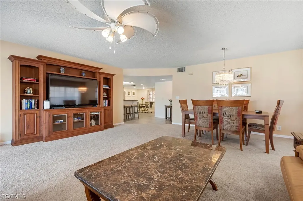 4206 SE 20th Place Cape Coral FL 33904