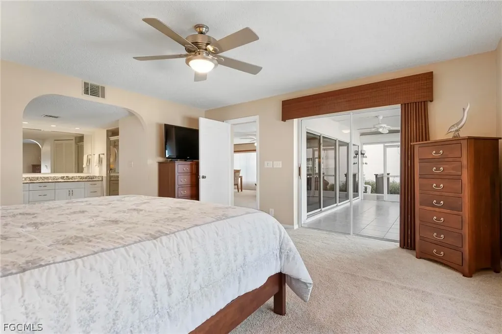 4206 SE 20th Place Cape Coral FL 33904