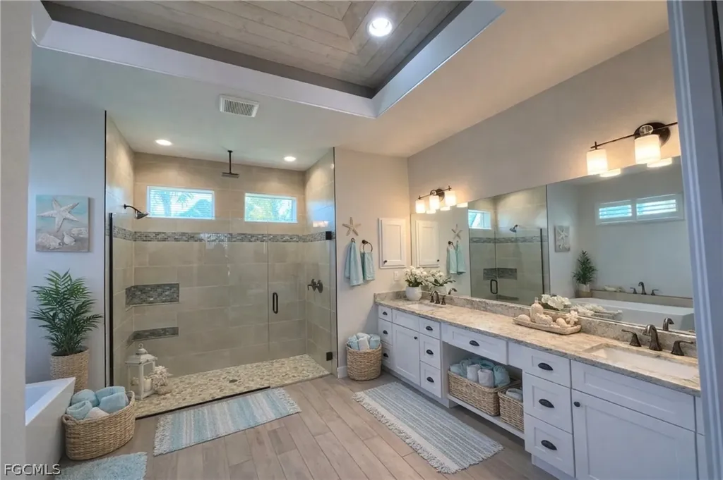 2801 SW 33rd Terrace Cape Coral FL 33914