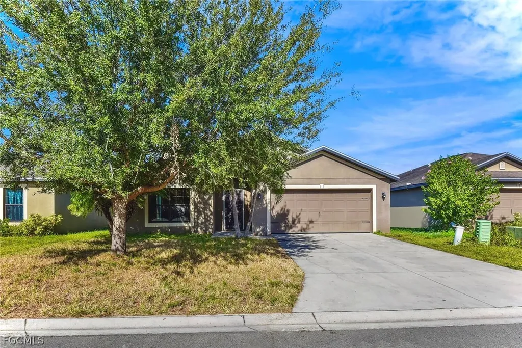 278 Shadow Lakes Drive Lehigh Acres FL 33974