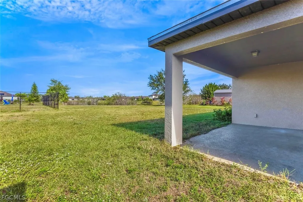 278 Shadow Lakes Drive Lehigh Acres FL 33974