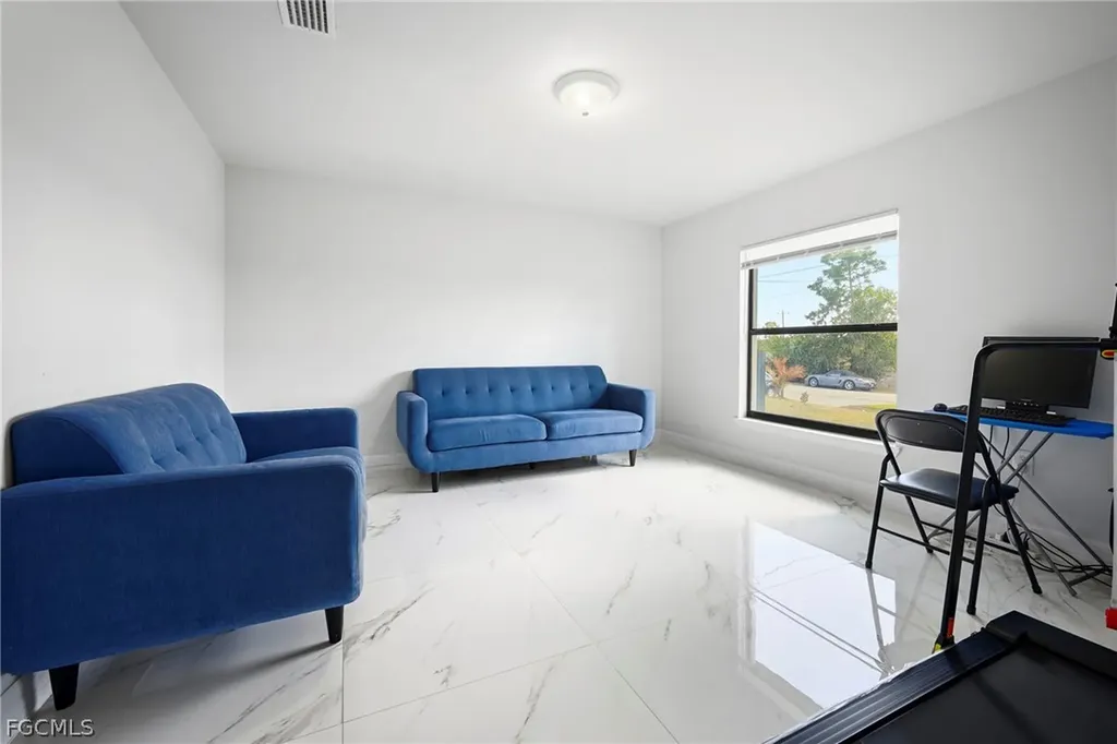 3914 39th Street SW Lehigh Acres FL 33976