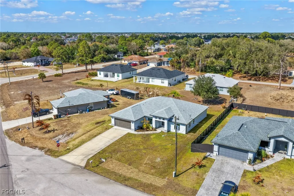 3914 39th Street SW Lehigh Acres FL 33976