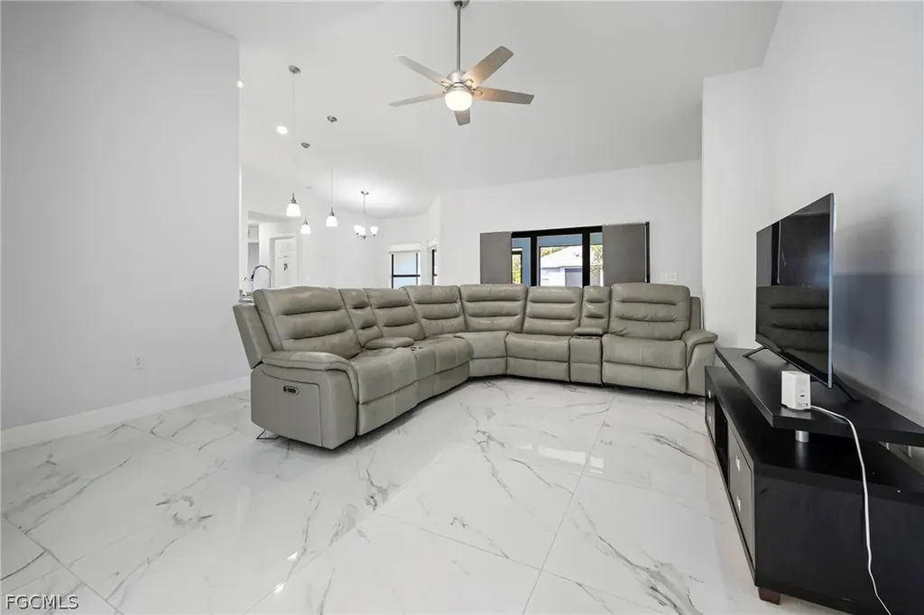 3914 39th Street SW Lehigh Acres FL 33976