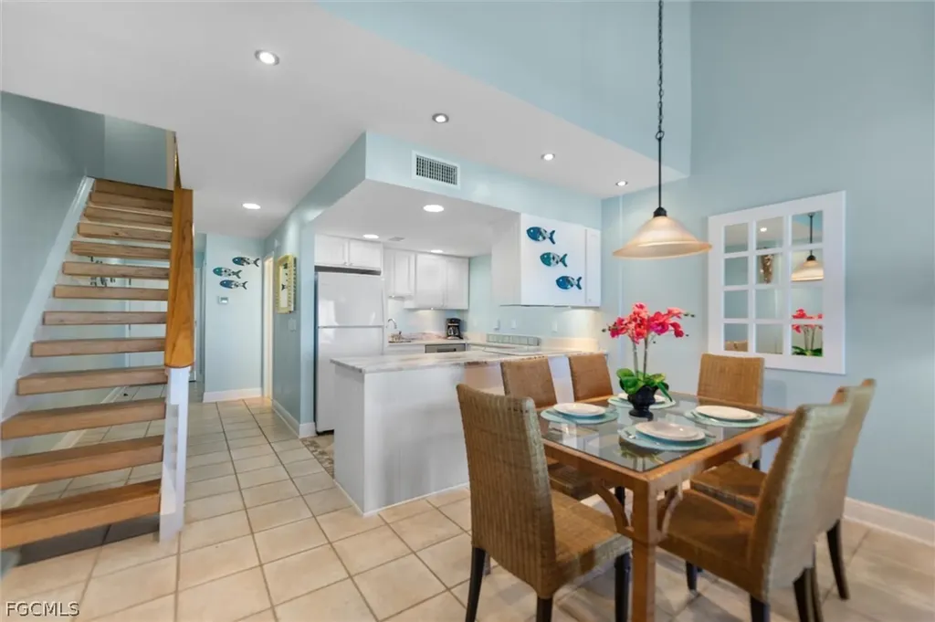 2030 Gulf Beach Villas Captiva FL 33924