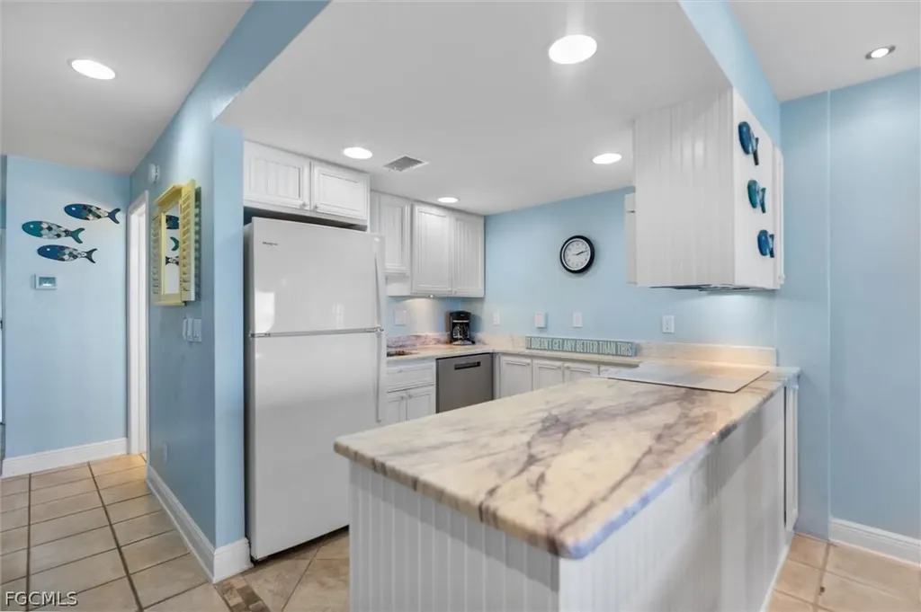 2030 Gulf Beach Villas Captiva FL 33924