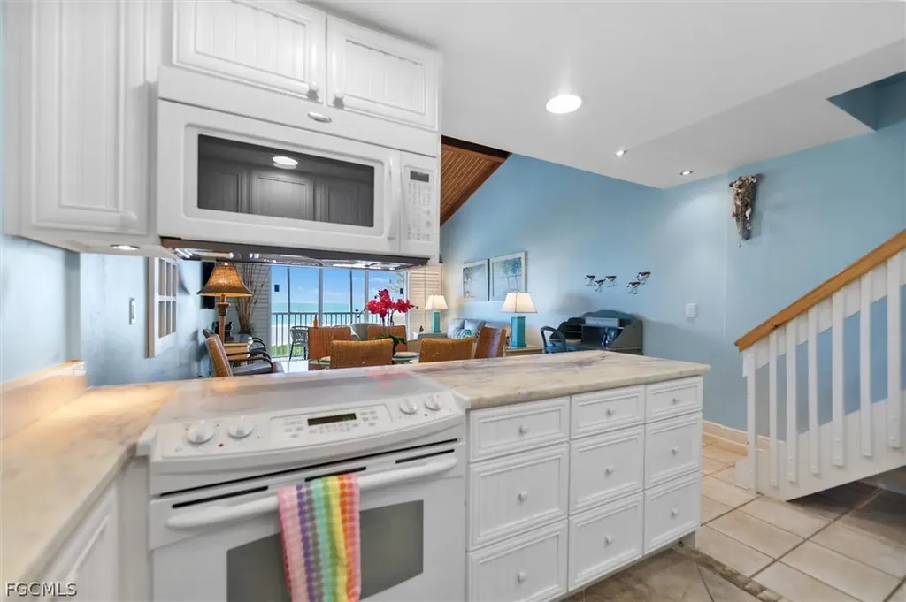 2030 Gulf Beach Villas Captiva FL 33924