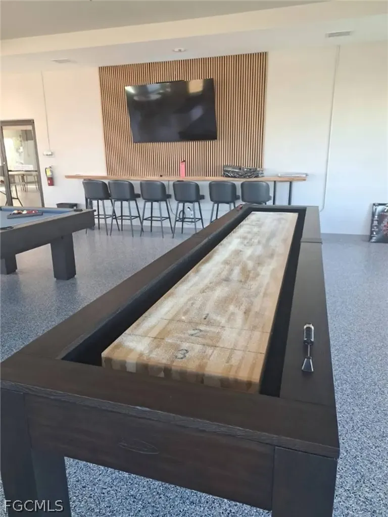 19681 Summerlin Road Fort Myers FL 33908