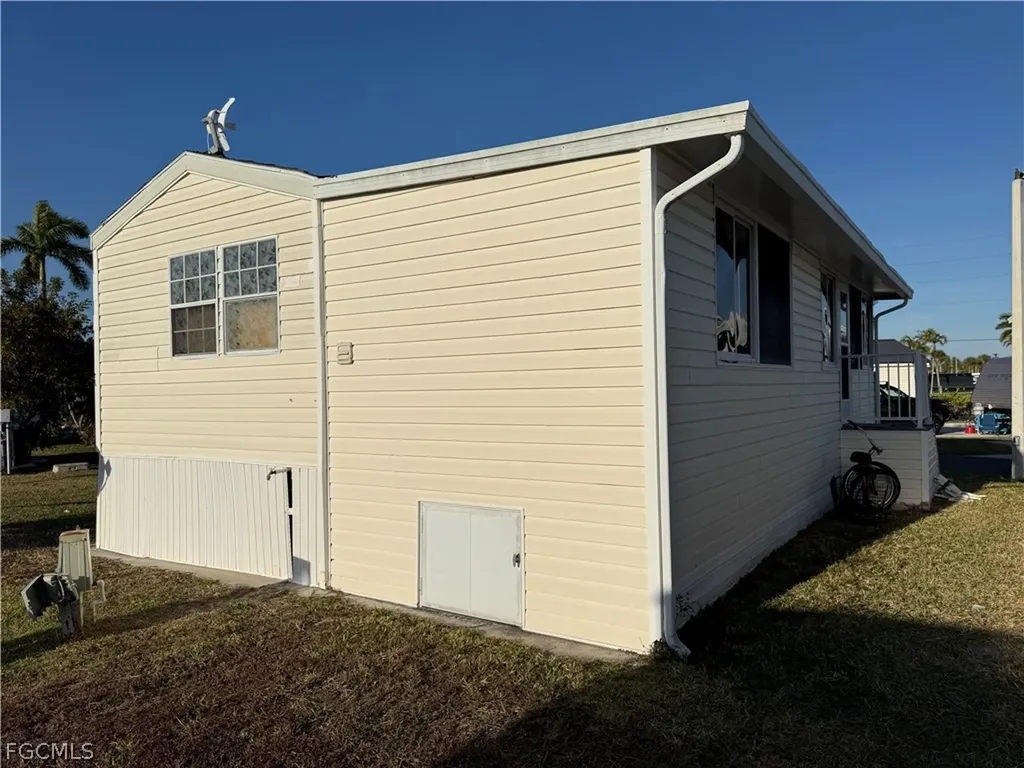 19681 Summerlin Road Fort Myers FL 33908