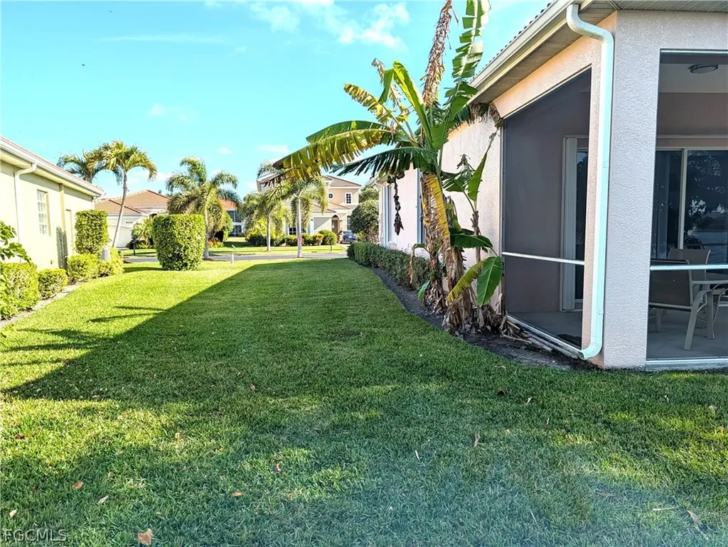 9339 Paseo De Valencia Street Fort Myers FL 33908