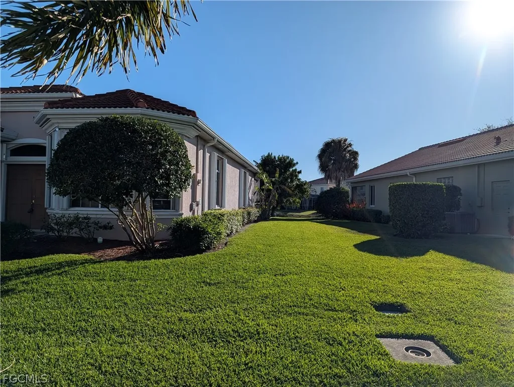 9339 Paseo De Valencia Street Fort Myers FL 33908