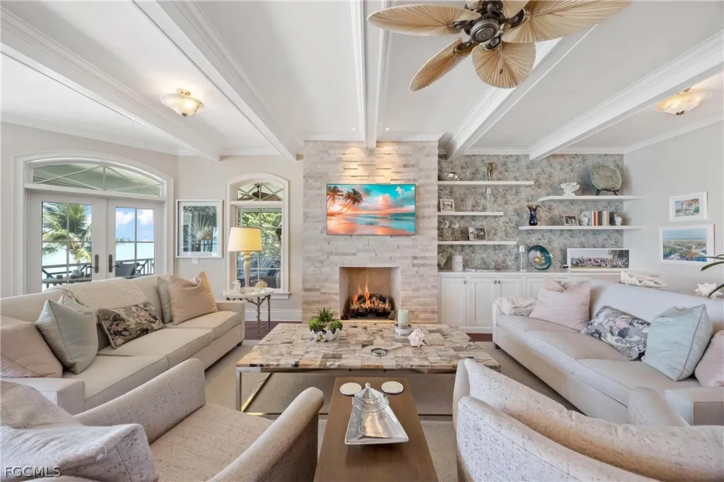 528 Lighthouse Way Sanibel FL 33957