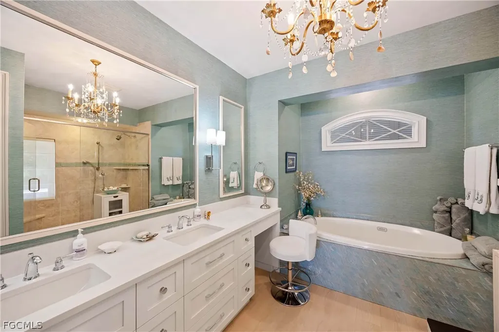 528 Lighthouse Way Sanibel FL 33957