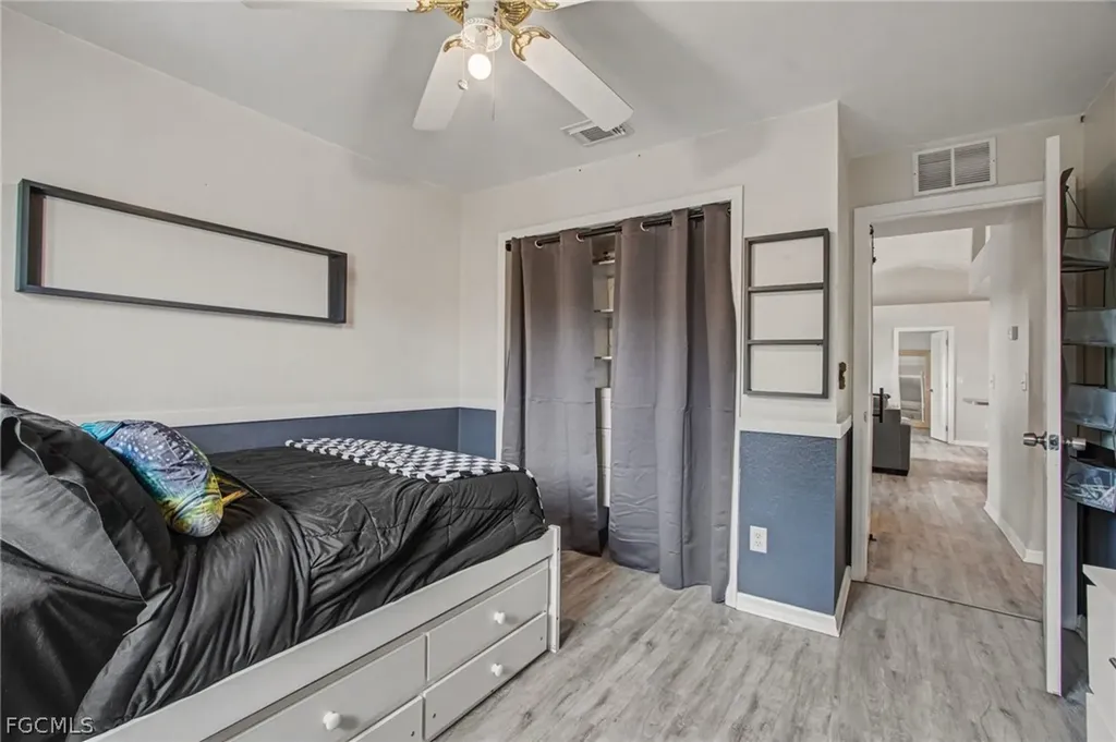 2706 SW 3rd Place Cape Coral FL 33914