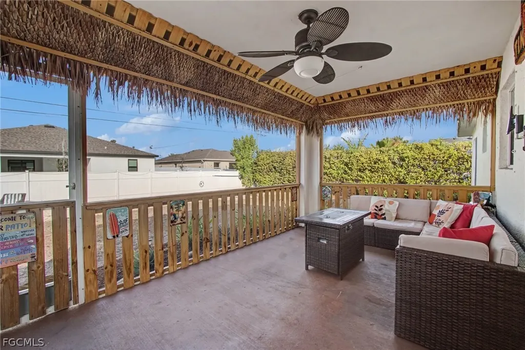 2706 SW 3rd Place Cape Coral FL 33914