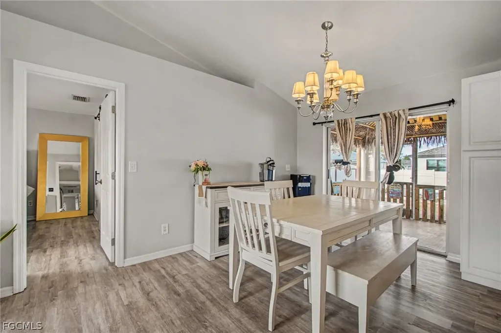 2706 SW 3rd Place Cape Coral FL 33914