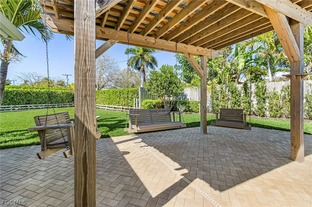 1323 Tanglewood Parkway Fort Myers FL 33919