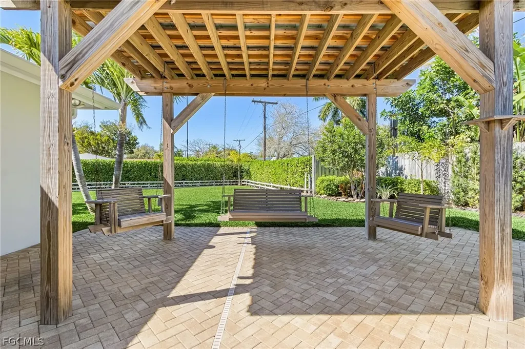1323 Tanglewood Parkway Fort Myers FL 33919