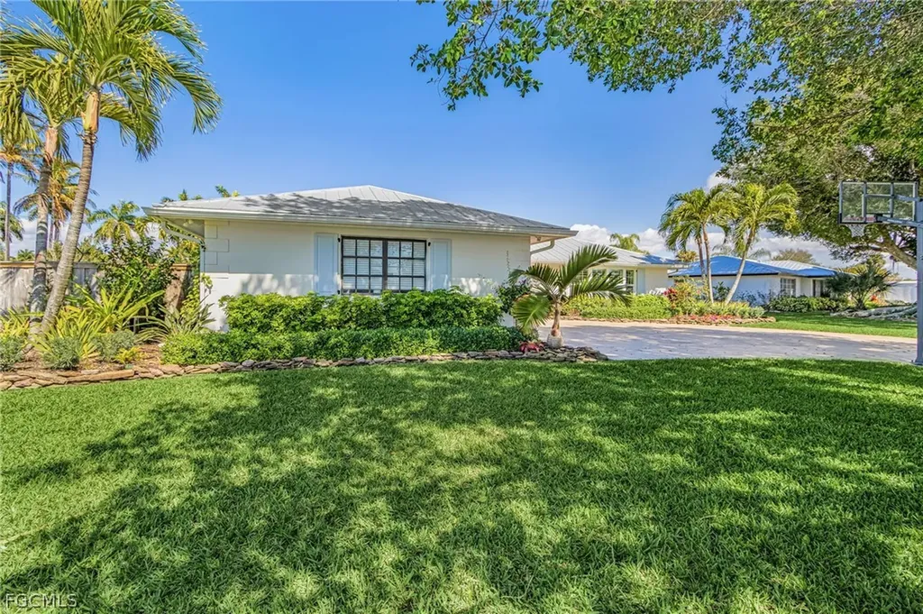 1323 Tanglewood Parkway Fort Myers FL 33919